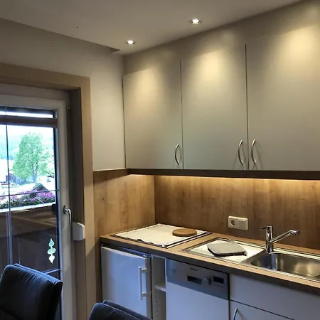 Διαμέρισμα Ganze In Mit Privatem Balkon