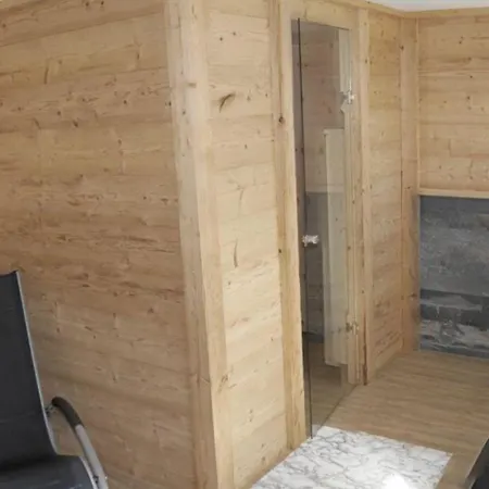 Ganze In Mit Privatem Balkon Apartman